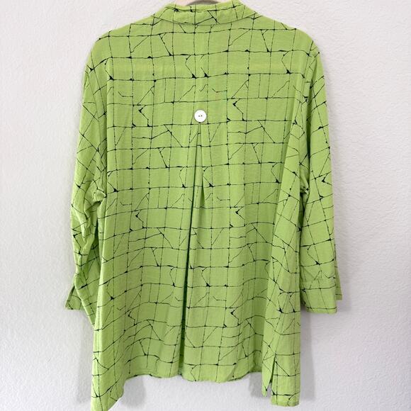 Ali Miles Womens Button Shirt Top Size 1X Artsy Office Geometric Flowy Green - Picture 3 of 7